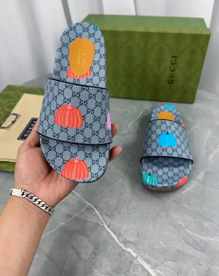 hype Gucci Slippers