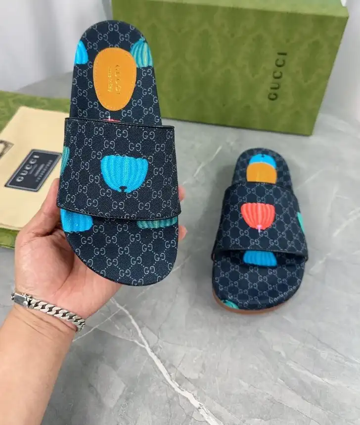 hype Gucci Slippers