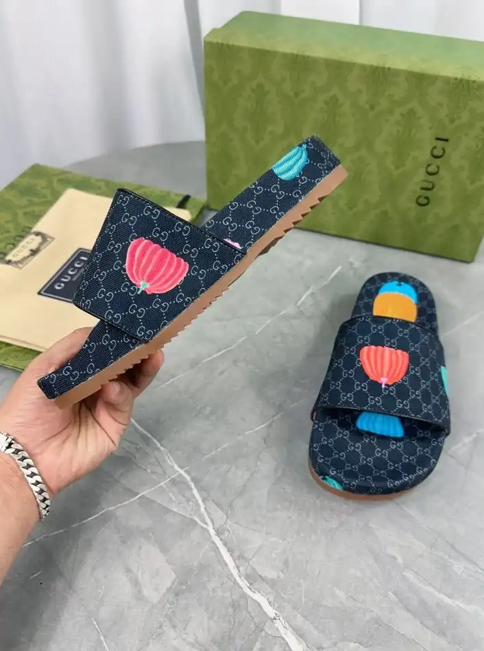 hype Gucci Slippers