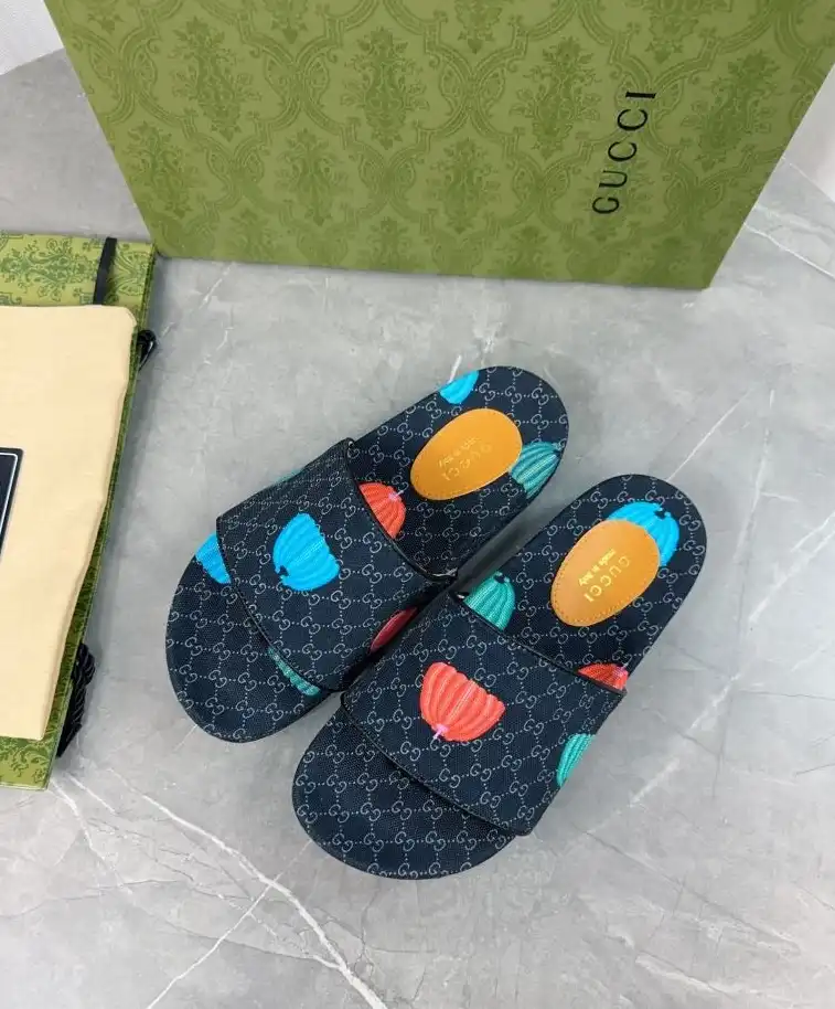 hype Gucci Slippers