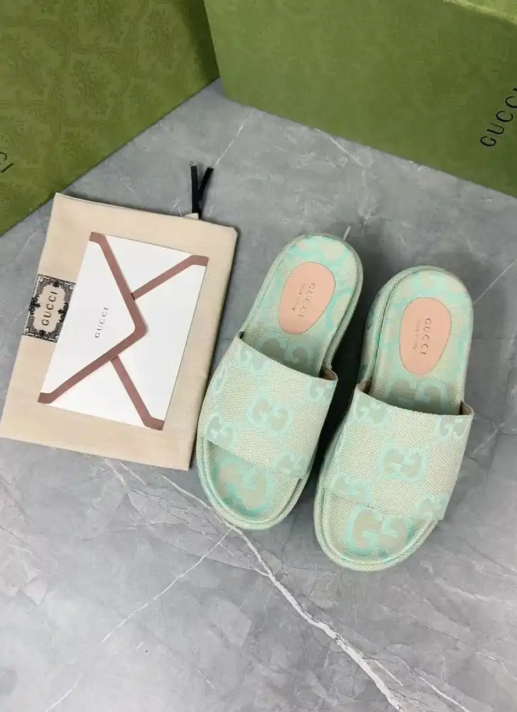 hype Gucci Slippers