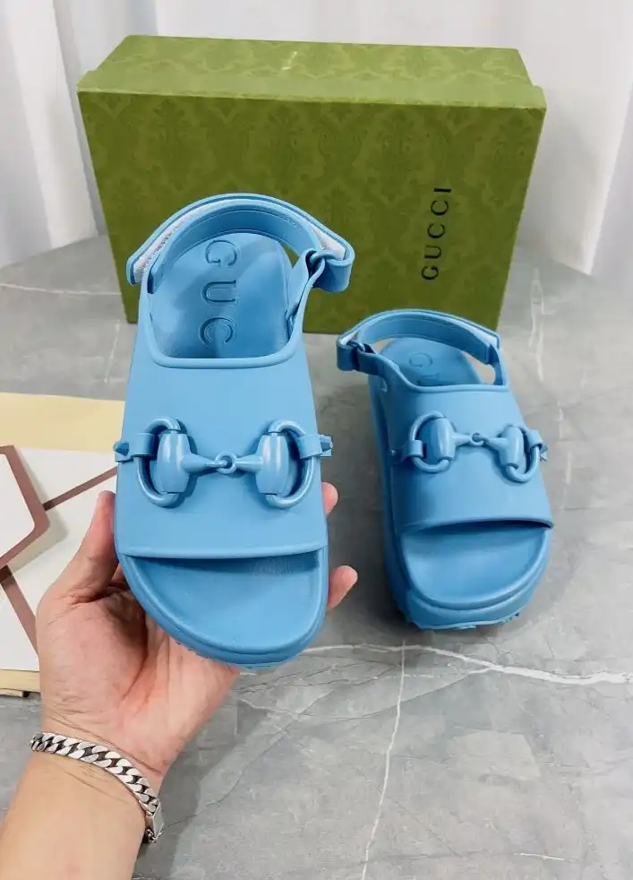 hype Gucci Sandals