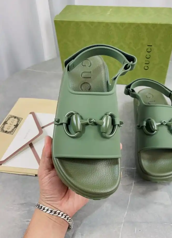 hype Gucci Sandals