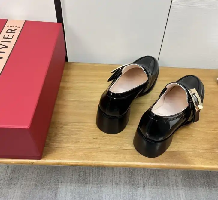 hype Roger Vivier Casual Shoes