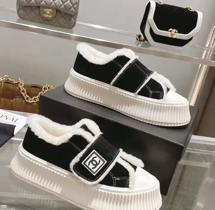 hype Chanel Sneakers