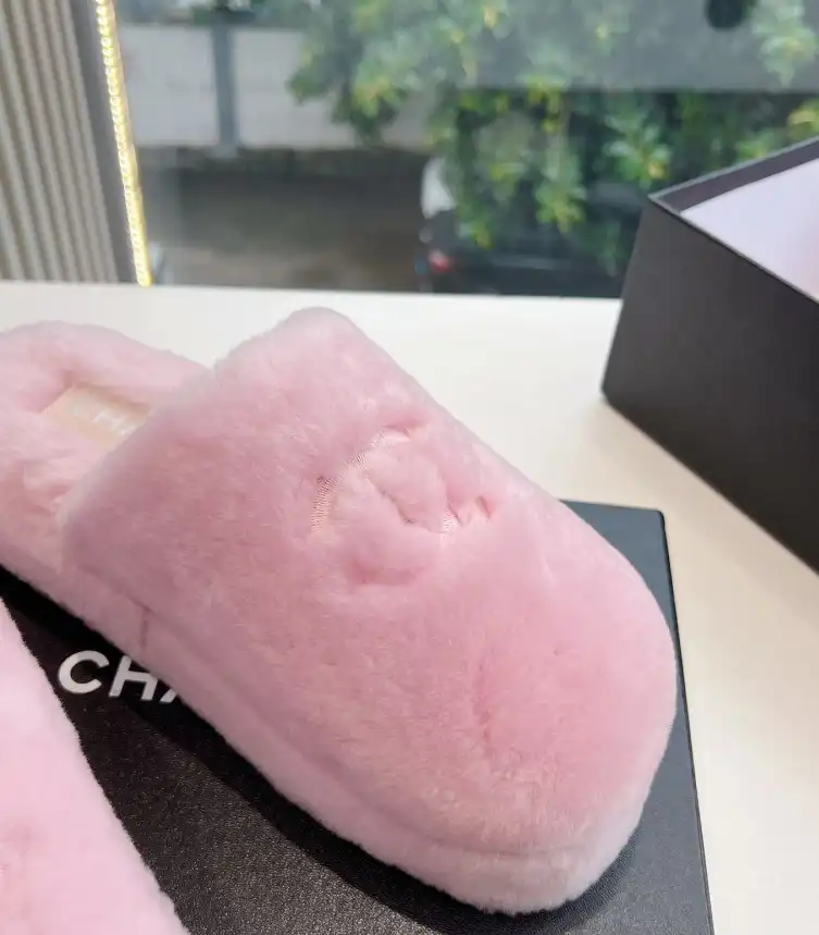 hype Chanel Slippers