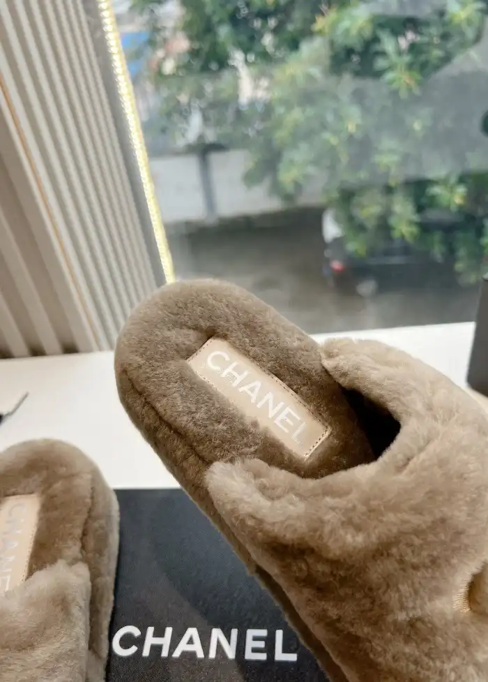 hype Chanel Slippers