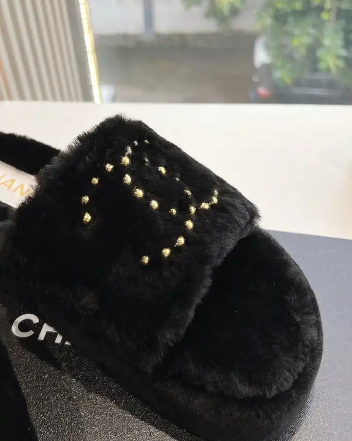 hype Chanel Slippers