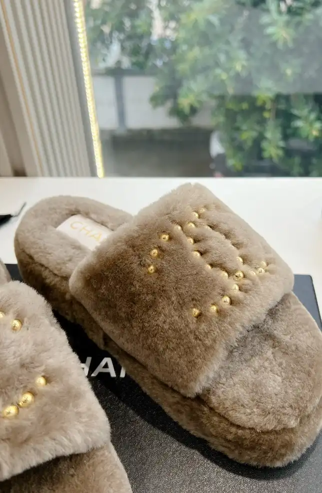 hype Chanel Slippers