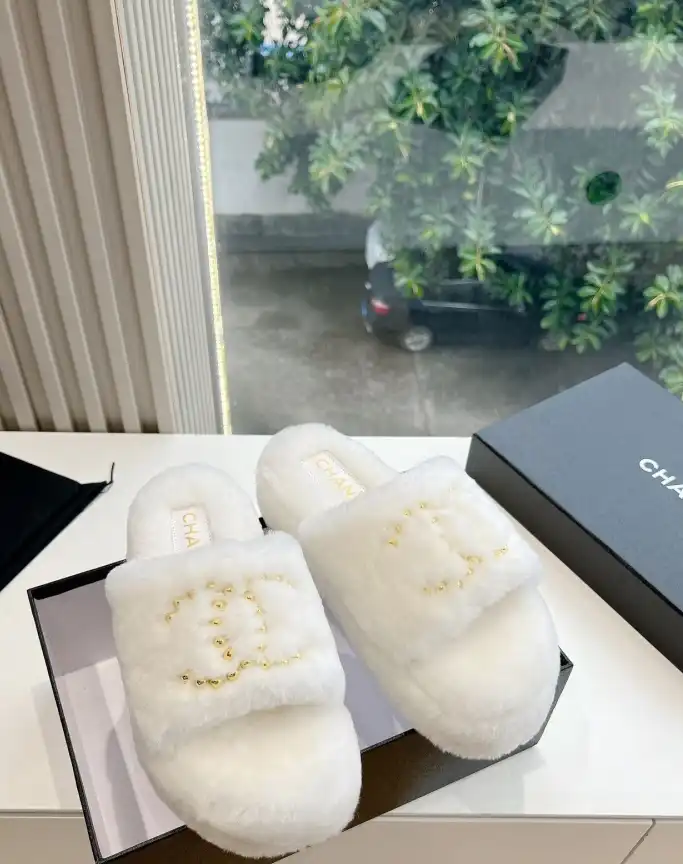 hype Chanel Slippers