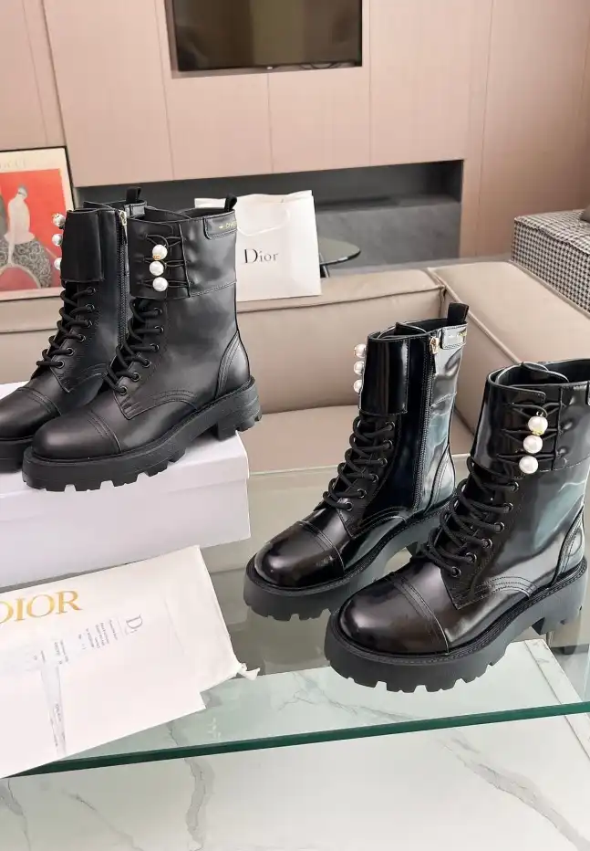 hype Christian Dior Boots