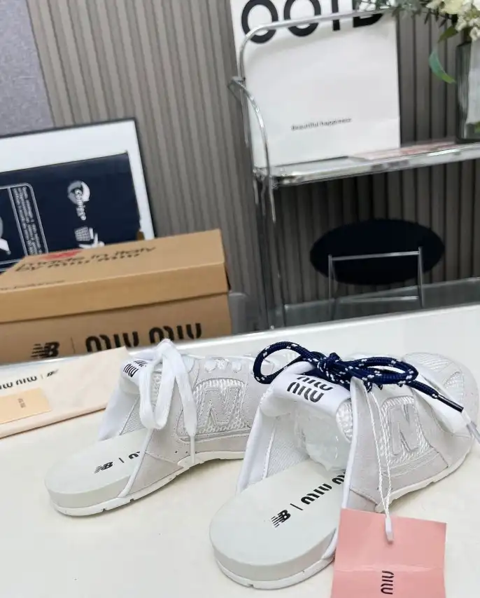 hype Miu Miu Slippers