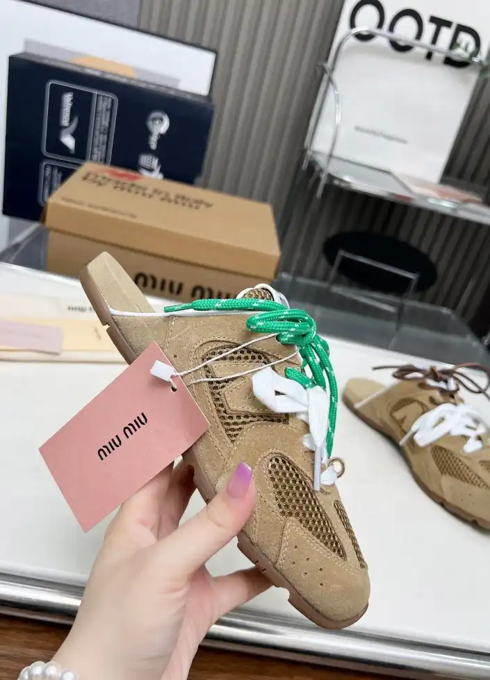 hype Miu Miu Slippers