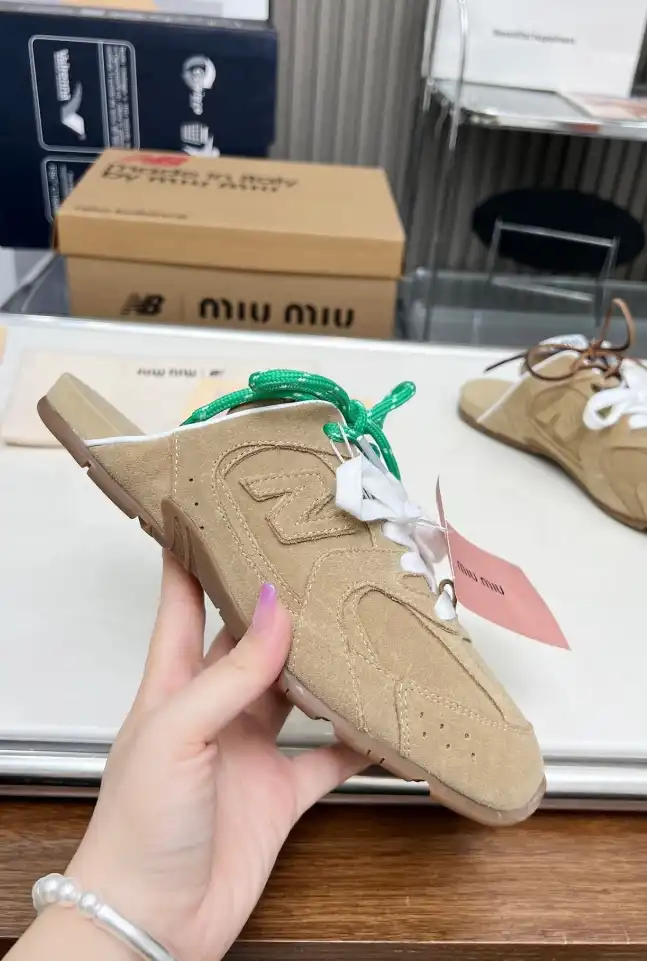 hype Miu Miu Slippers