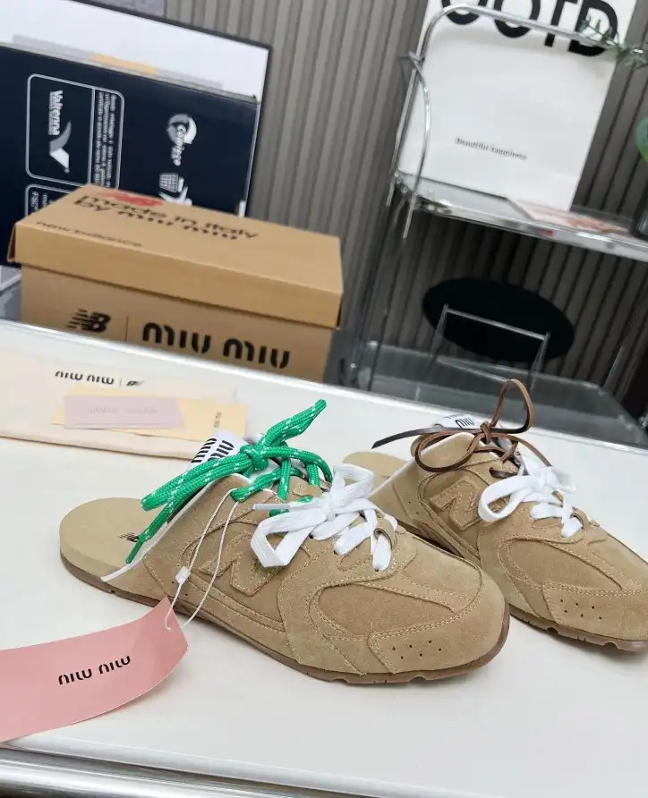 hype Miu Miu Slippers