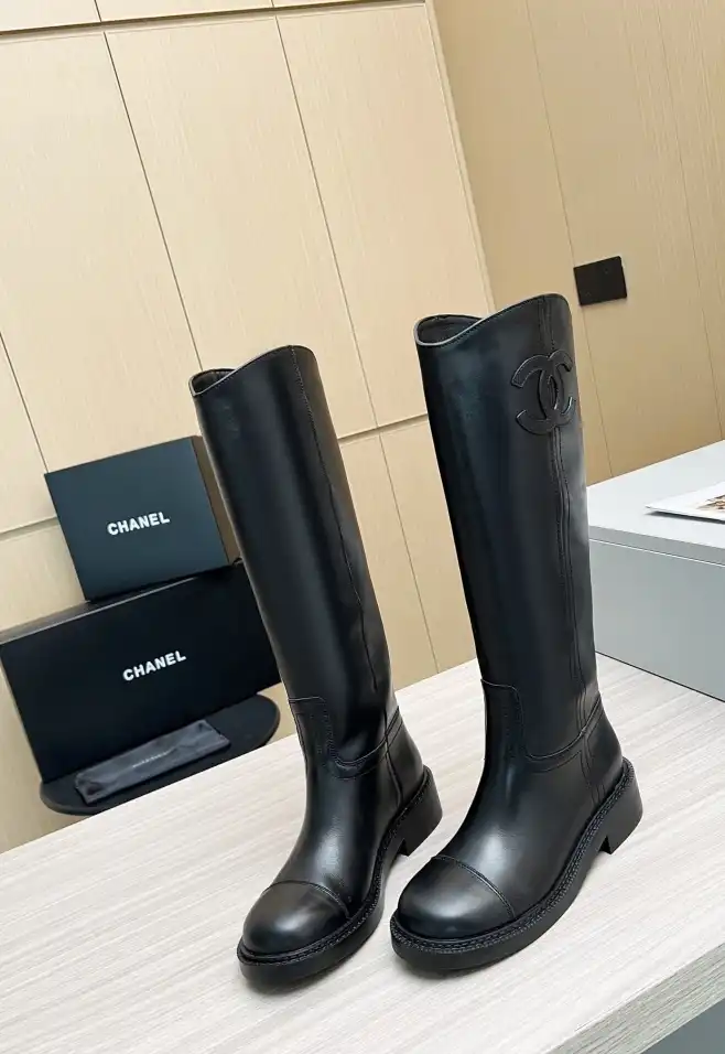 hype Chanel Boots