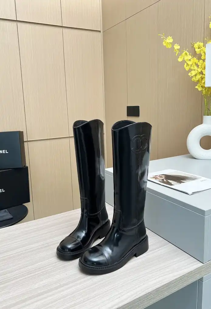 hype Chanel Boots