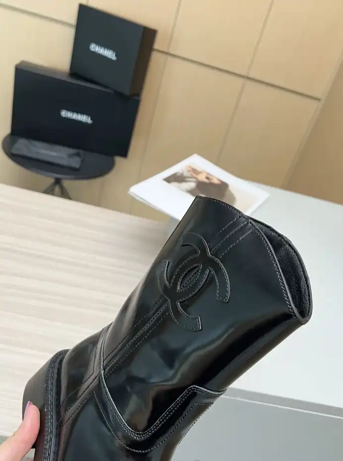 hype Chanel Boots