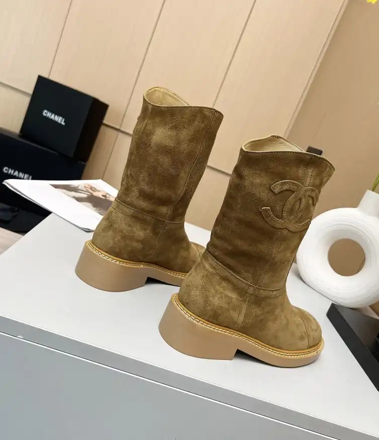 hype Chanel Boots