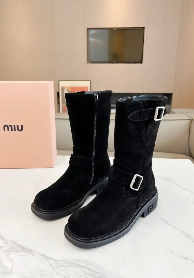 hype Miu Miu Boots