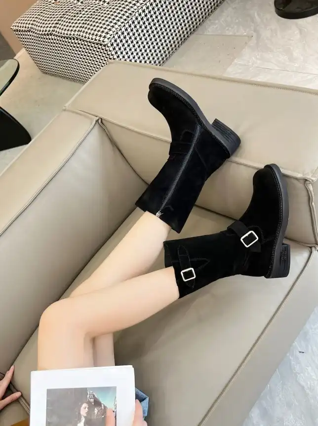 hype Miu Miu Boots