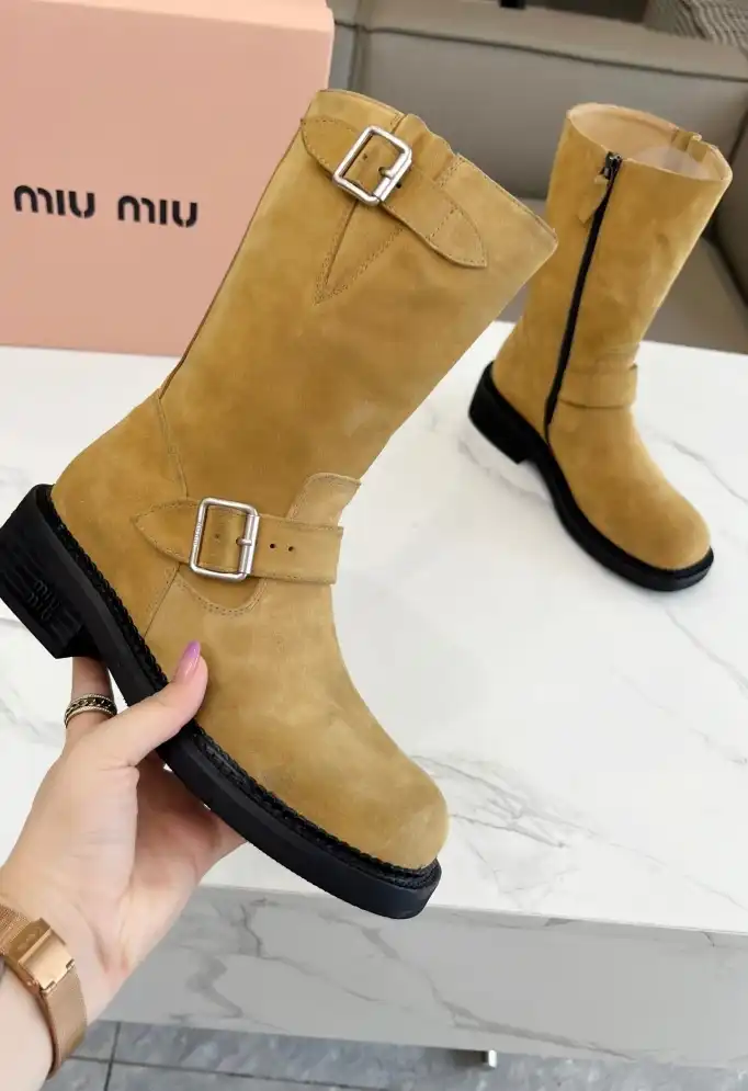 hype Miu Miu Boots