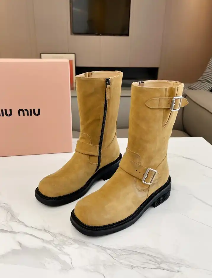 hype Miu Miu Boots