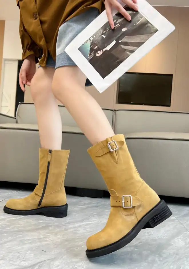 hype Miu Miu Boots