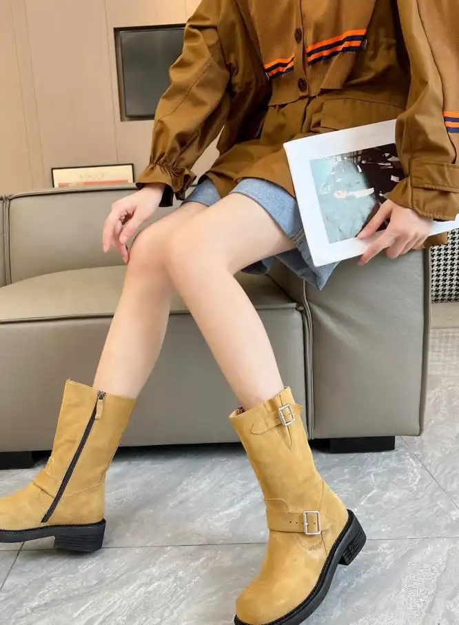 hype Miu Miu Boots