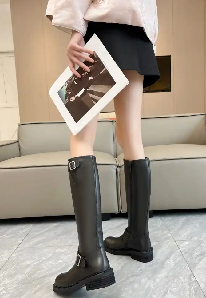 hype Miu Miu Boots