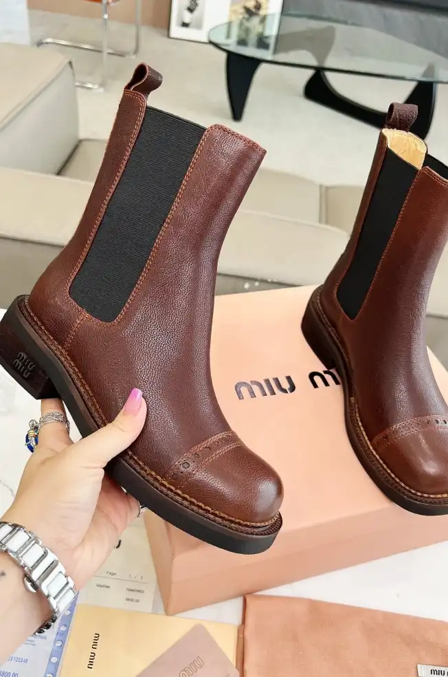 hype Miu Miu Boots