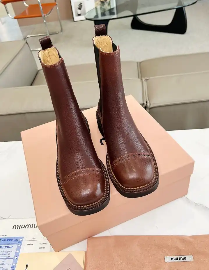 hype Miu Miu Boots