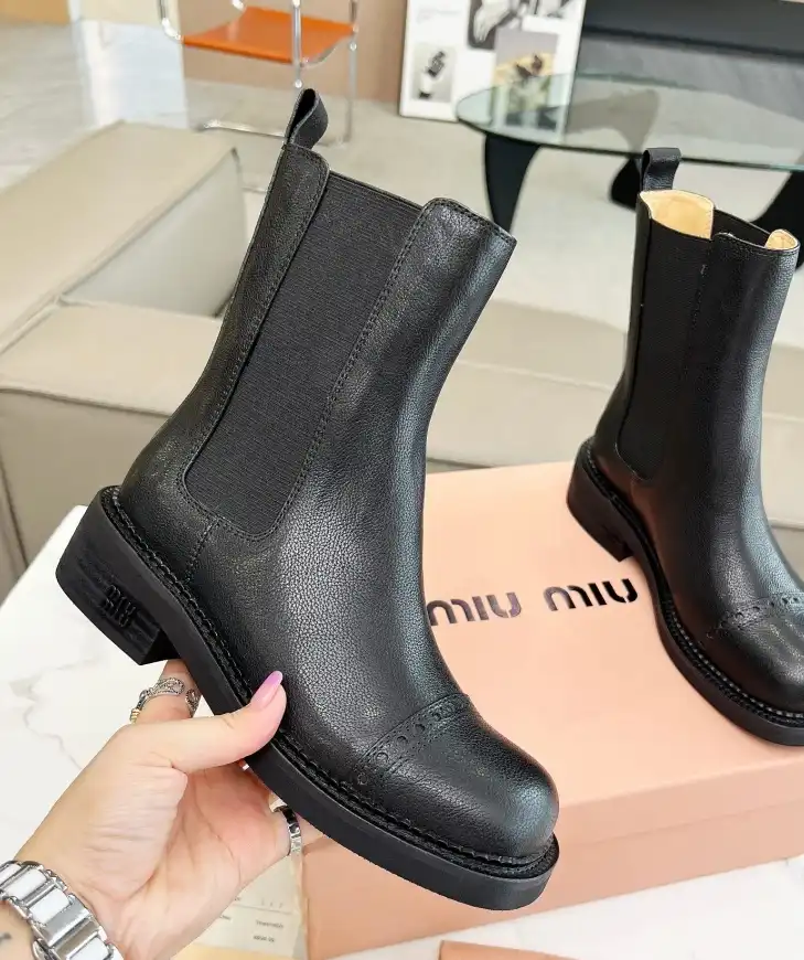 hype Miu Miu Boots