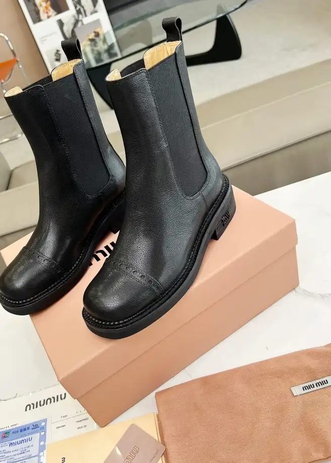 hype Miu Miu Boots