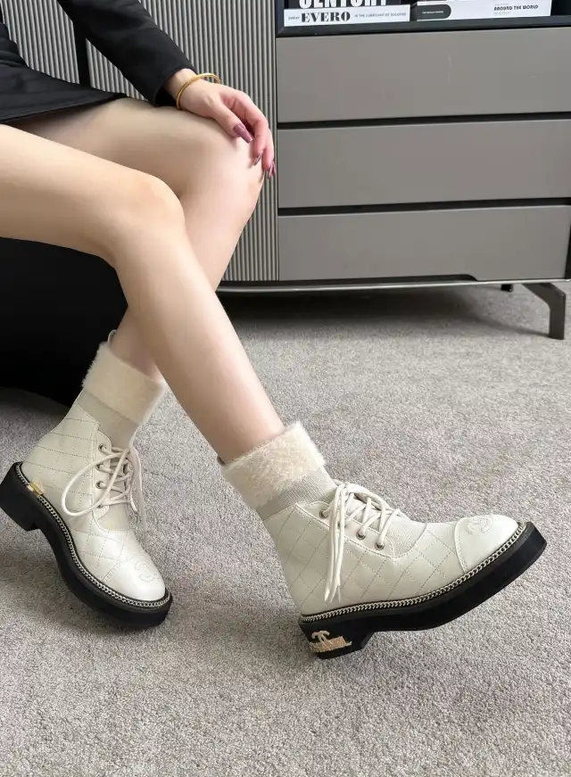 hype Chanel Boots