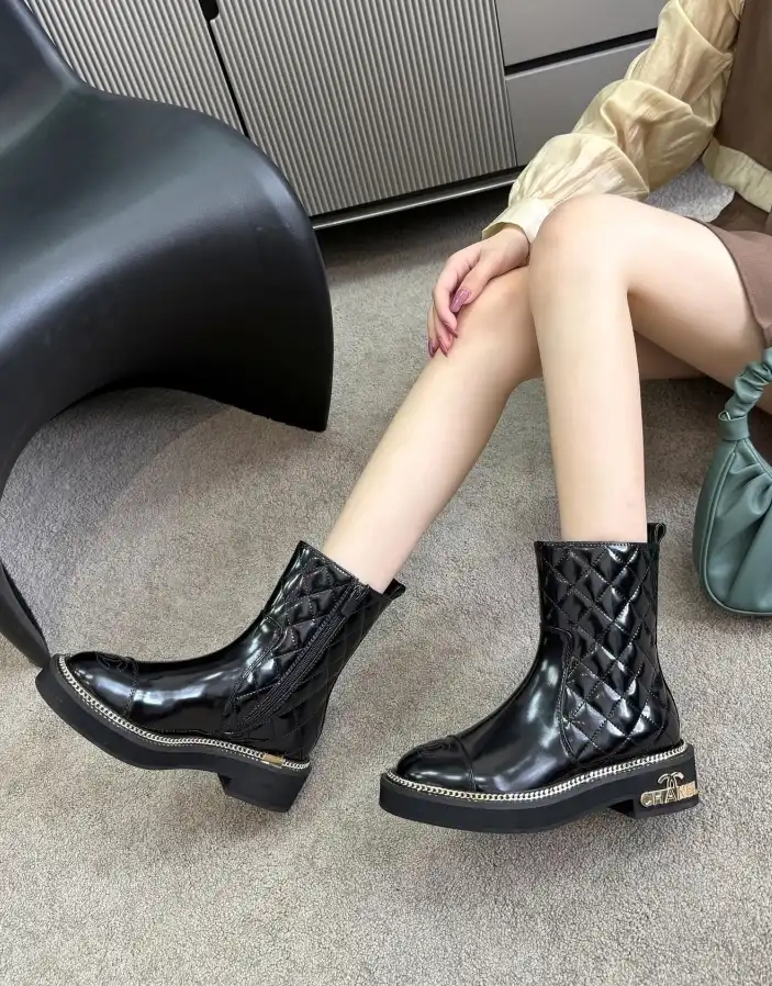 hype Chanel Boots