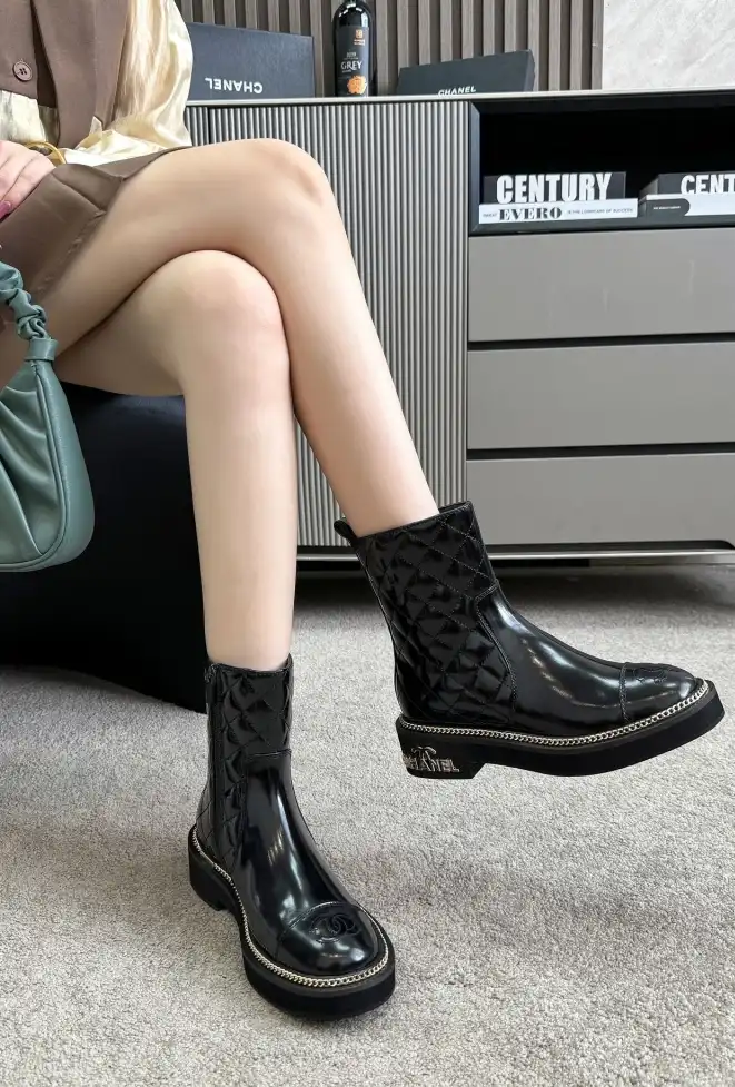 hype Chanel Boots