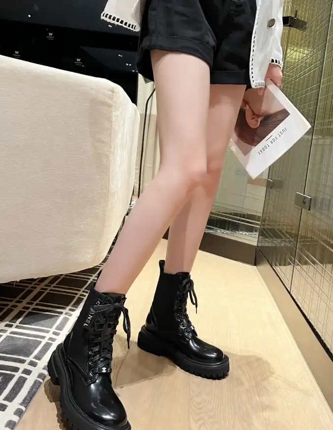 hype Chanel High Heels