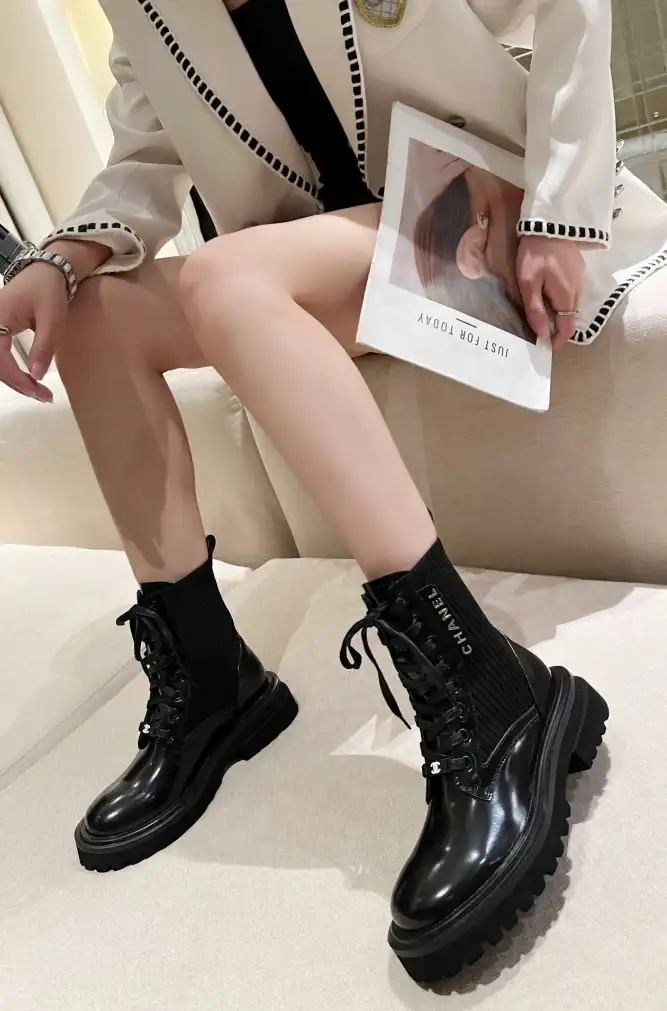 hype Chanel High Heels