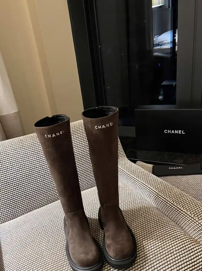 hype Chanel High Heels