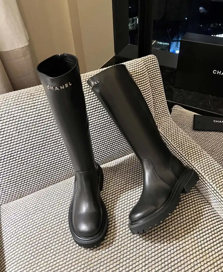 hype Chanel High Heels