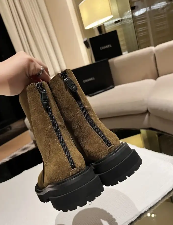 hype Chanel High Heels