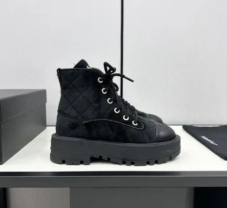 hype Chanel Sneakers