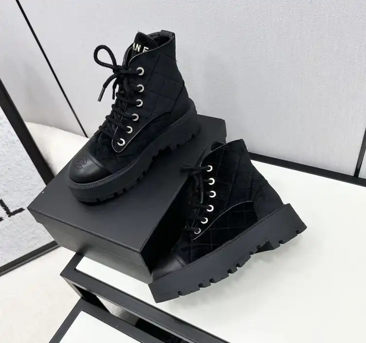 hype Chanel Sneakers