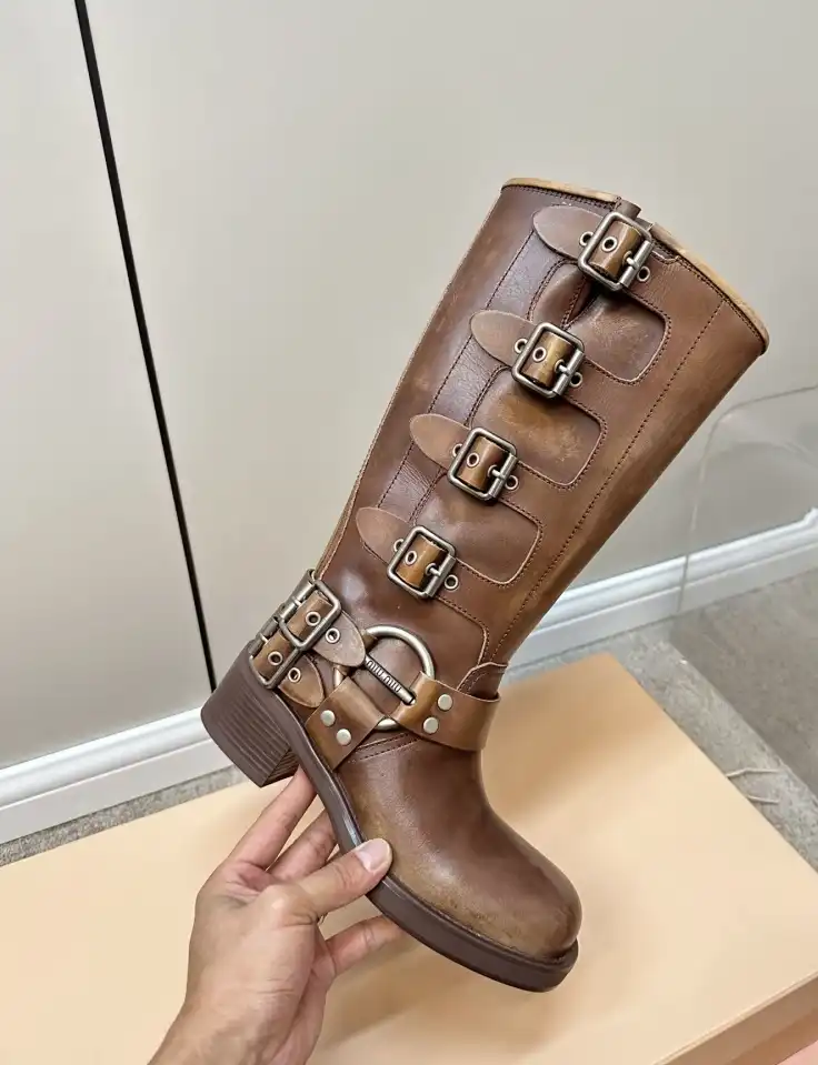 hype Miu Miu Boots