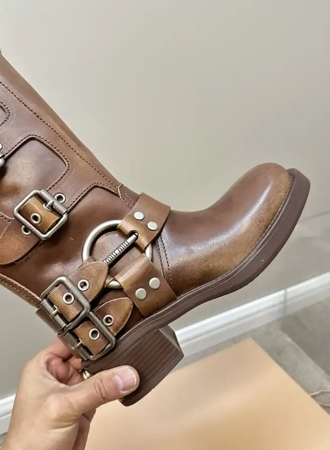 hype Miu Miu Boots