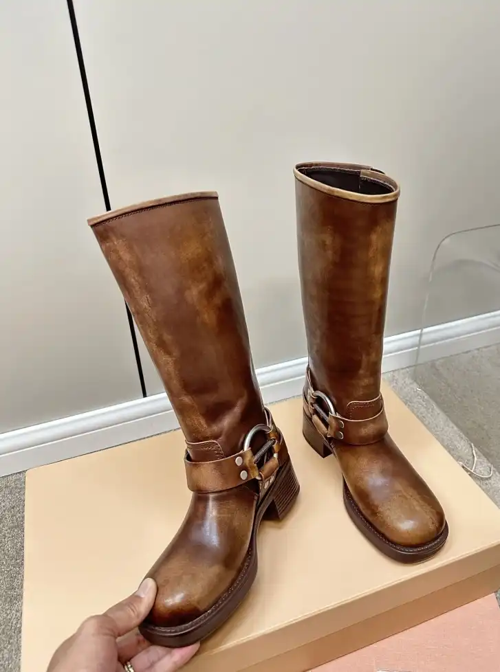 hype Miu Miu Boots