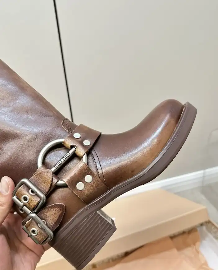 hype Miu Miu Boots