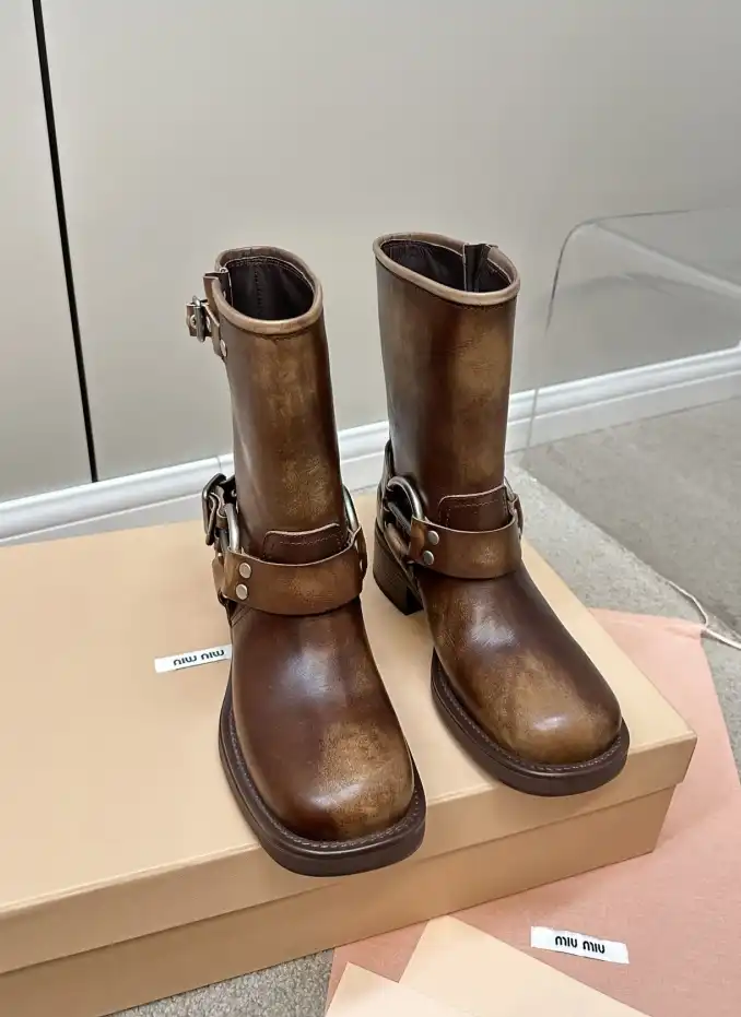 hype Miu Miu Boots