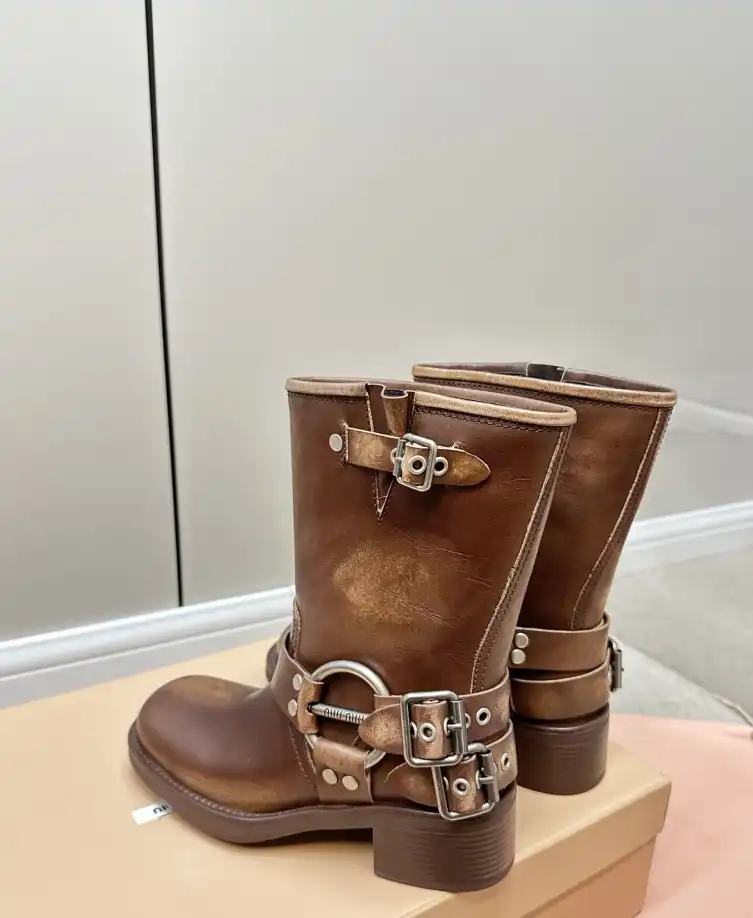 hype Miu Miu Boots